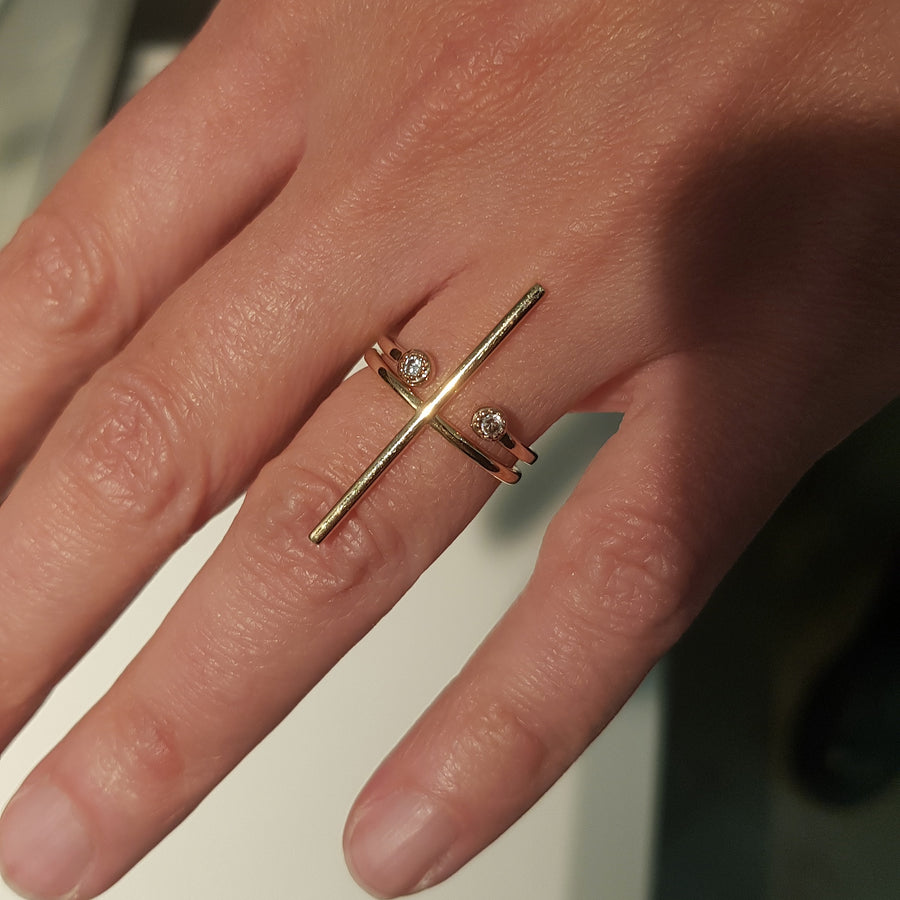 Cross ring - Gold